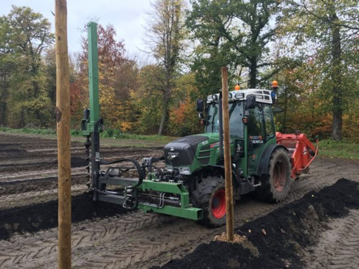 Nyt kit kan gøre din traktor førerløs – og det lander i Danmark lige om ...