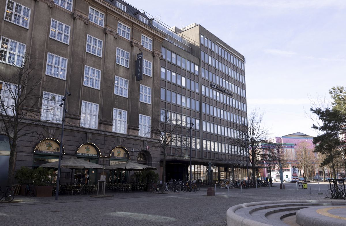 Fund af miljøskadeligt stof på Axelborg koster L&F millioner ...