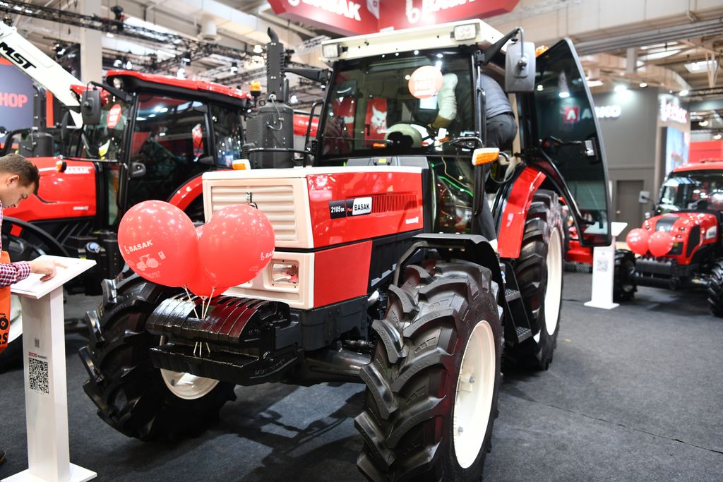 Det er en kultagtig tysker, men er det egentlig også en traktor ...